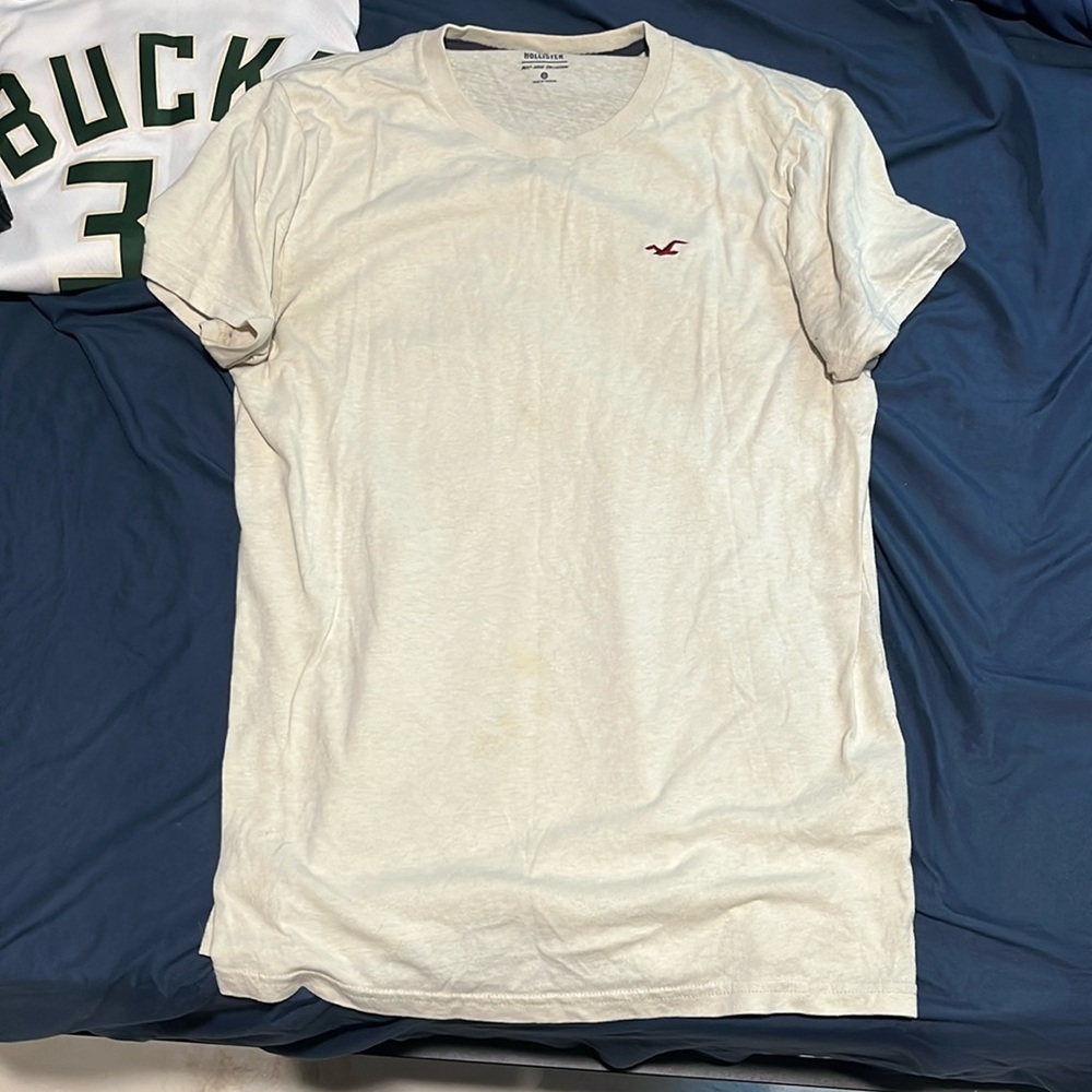 Hollister shirt